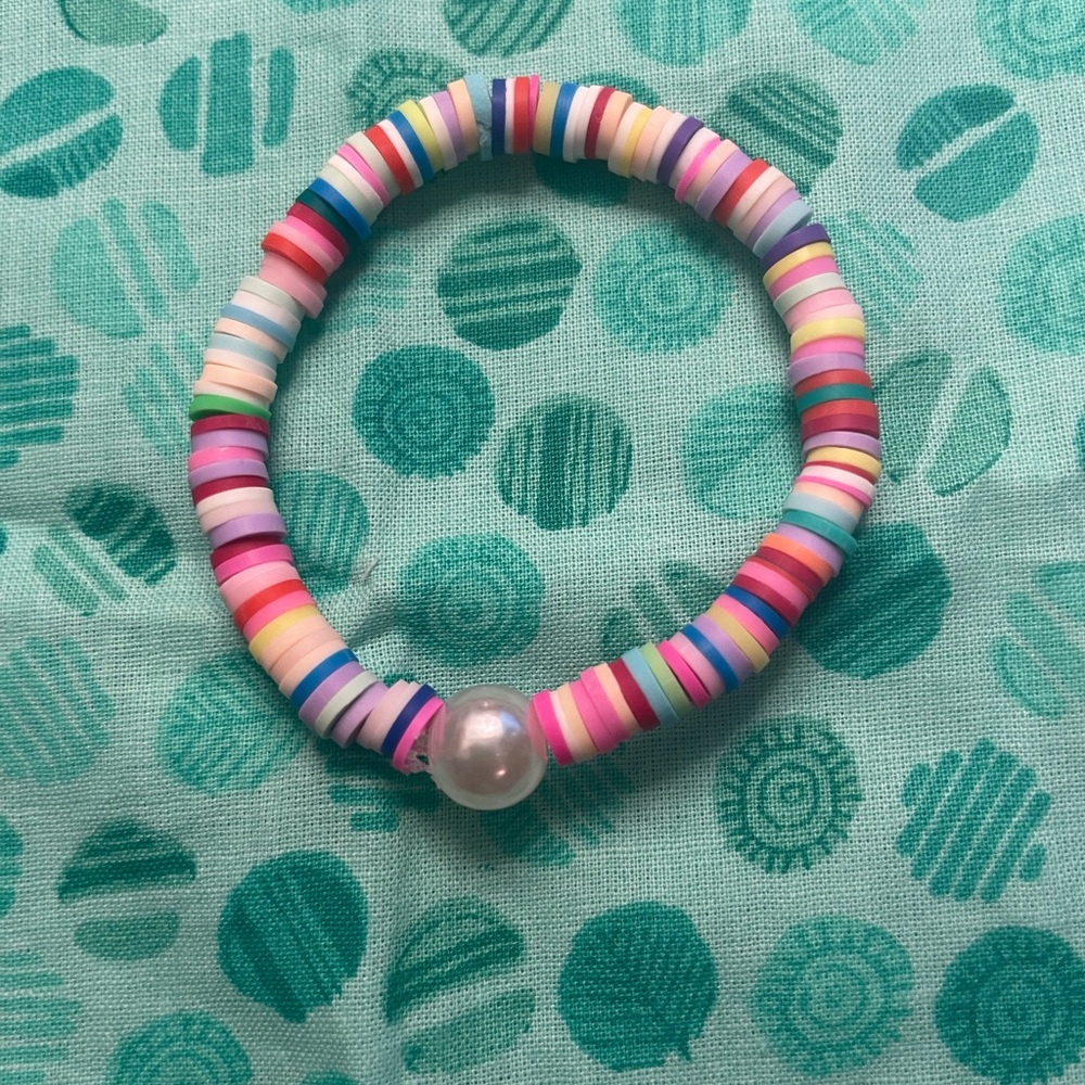 💗💐 Cute Bracelet With Pearl 💗💐 - Picture 2 of 2